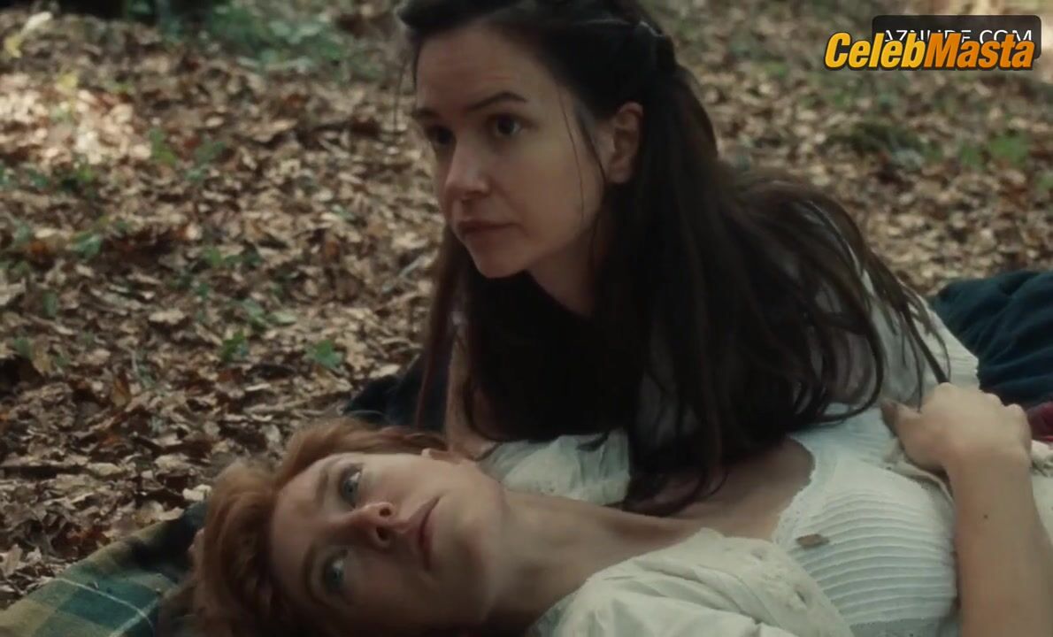 Katherine Waterston Vanessa Kirby And ’s Lesbian Scene - Photo 1 of 5 photo 2