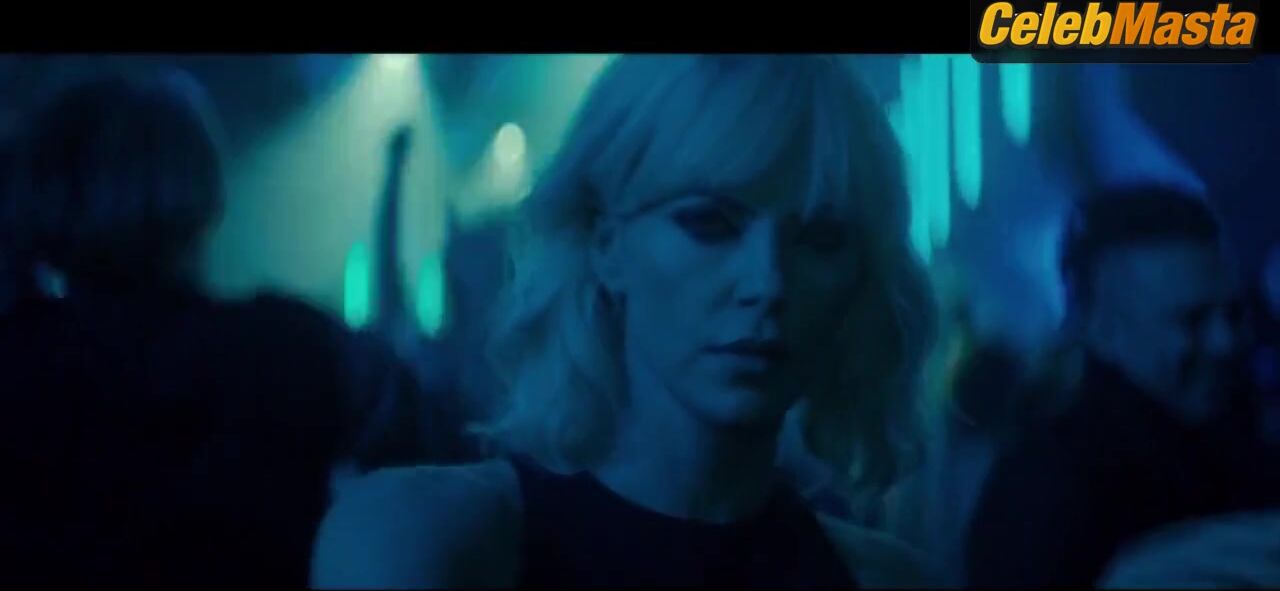 Charlize Theron And Sofia Boutella’s Lesbian Scene - Photo 1 of 5 photo 5
