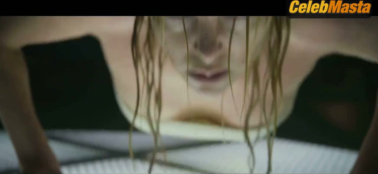 Charlize Theron ’s Sexy Scene From Prometheus - Photo 2 of 5 photo 3