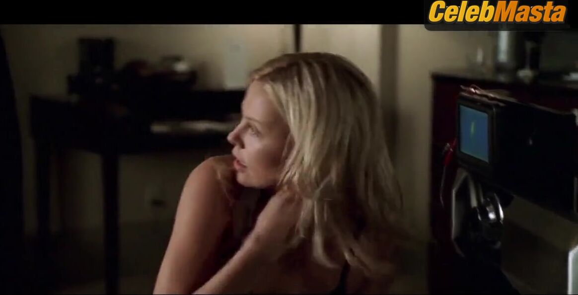 Charlize Theron ’s Underwear Scene From The Italian Job - Photo 1 of 5 photo 3