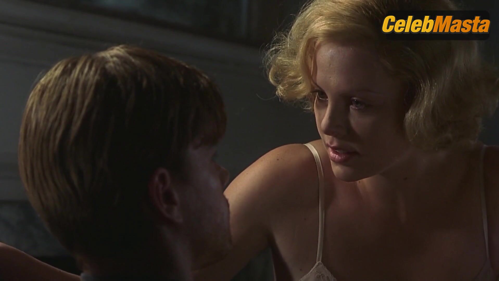 Charlize Theron Sexy Scene From The Legend Of Bagger Vance - Photo 1 of 5 photo 5