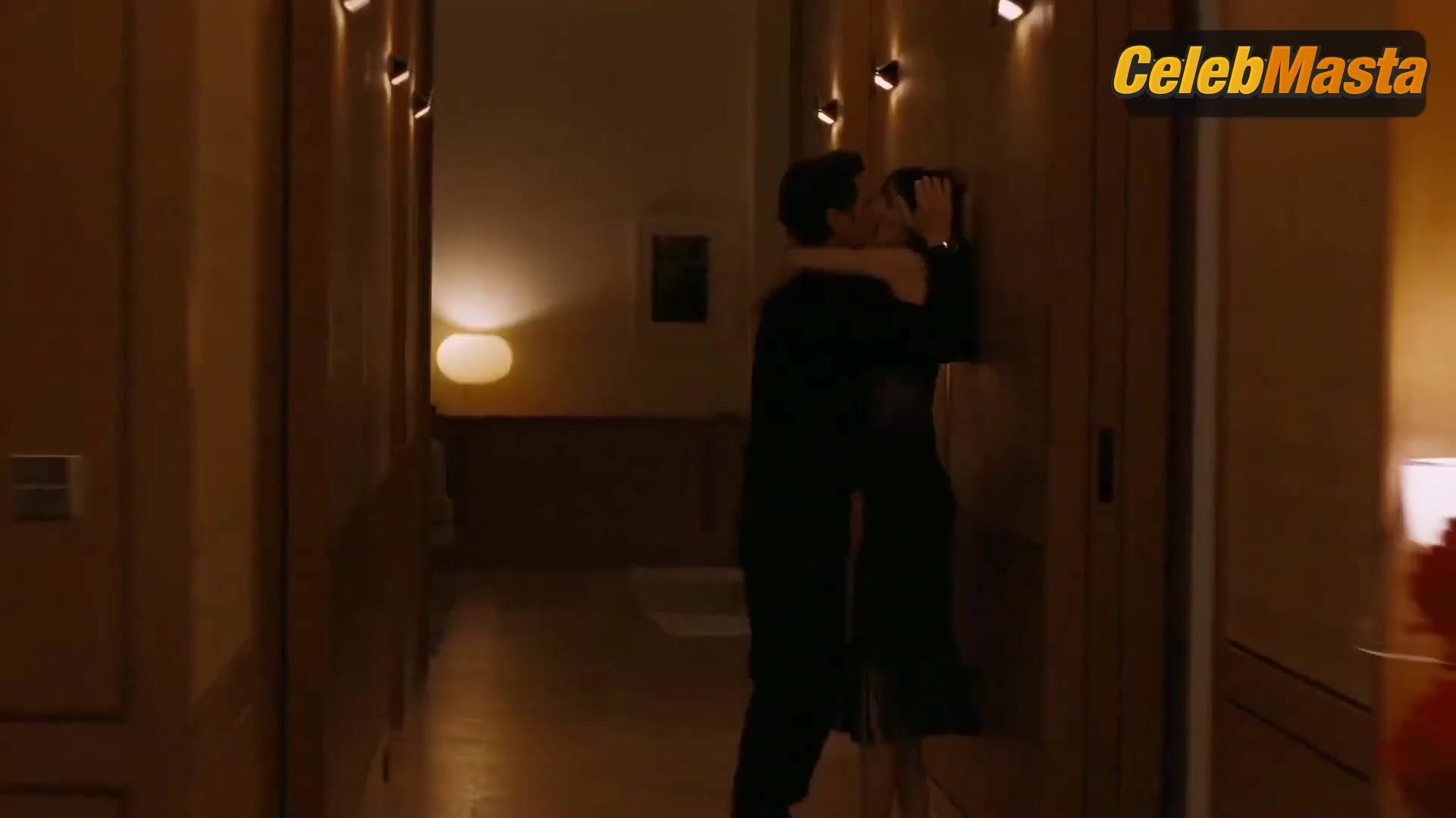 Dakota Johnson Steamy Scene In Materialists - Photo 2 of 5 photo 3