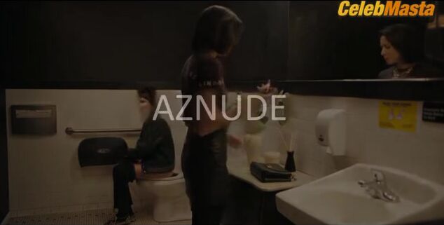 Dakota Johnson ’s Hot Scene In Am I Ok? - Photo 2 of 5 photo 3