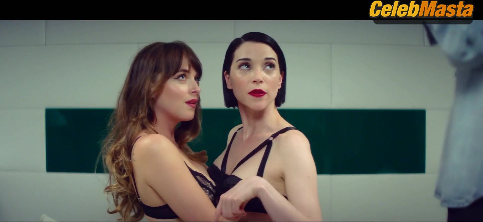 Dakota Johnson And St. Vincent’s Underwear, Lesbian - Photo 2 of 5 photo 5
