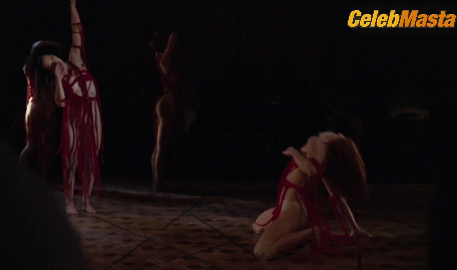 Dakota Johnson And Mia Goth Flaunt Bodies Scene In Suspiria - Photo 2 of 5