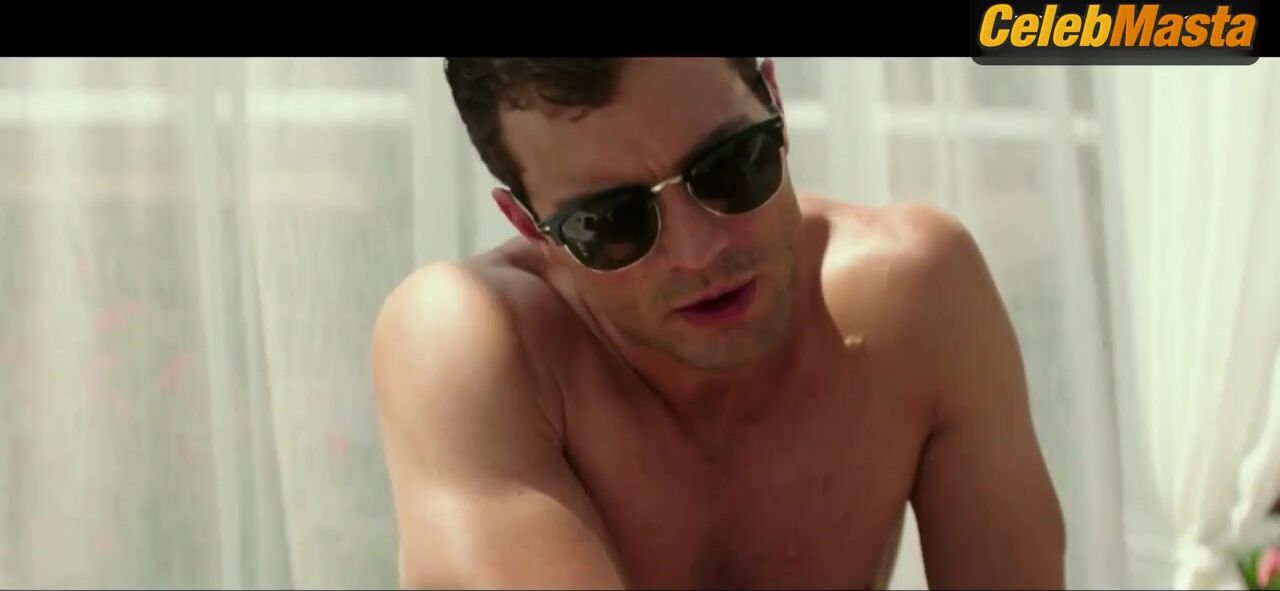 Dakota Johnson Swimsuit And Tits Scene In Fifty Shades Freed - Photo 2 of 5 photo 4