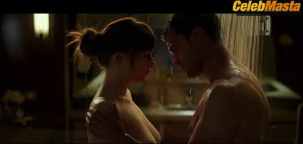 Dakota Johnson Flaunts Tits In Scene From Fifty Shades - Photo 1 of 5 photo 2