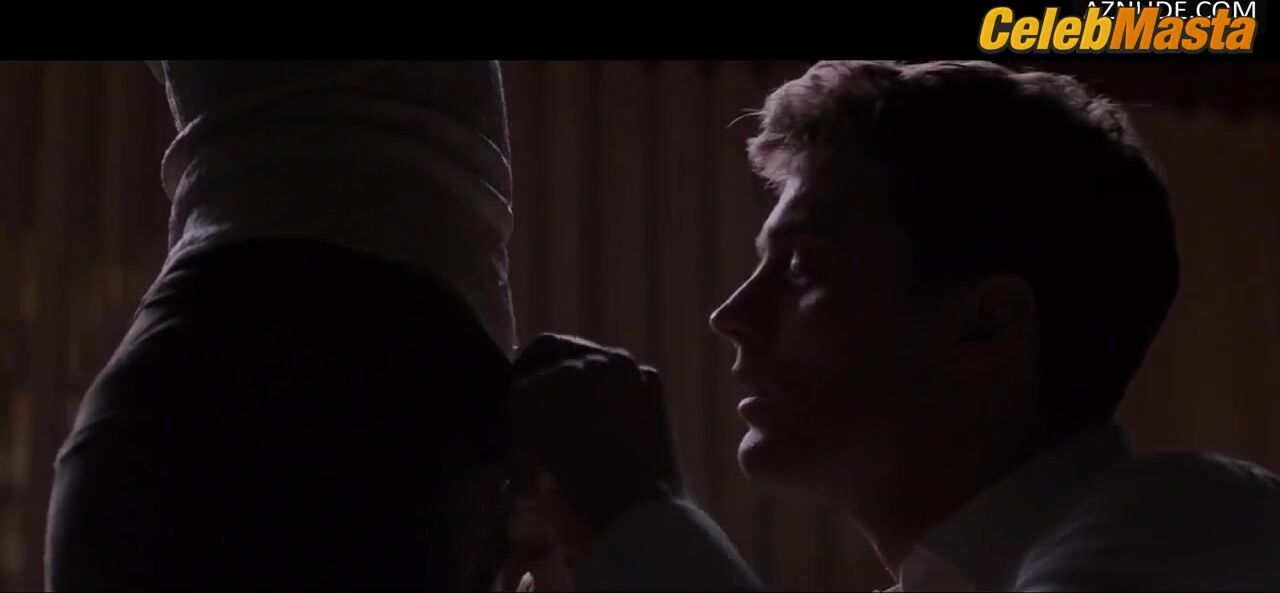 Dakota Johnson Bares Butt, Breasts Scene in Fifty Shades Of Grey