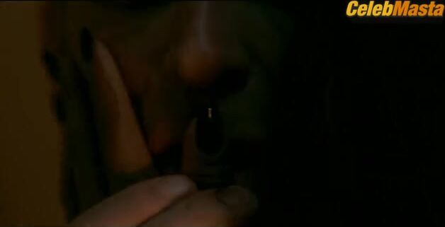 Kerry Washington ’s Sexy Scene From Imperfect Women - Photo 2 of 5