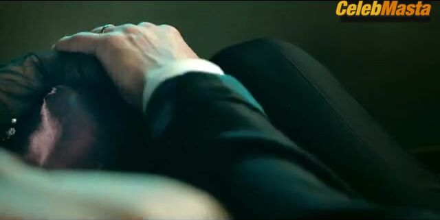 Kerry Washington ’s Sexy Scene From Imperfect Women - Photo 4 of 5