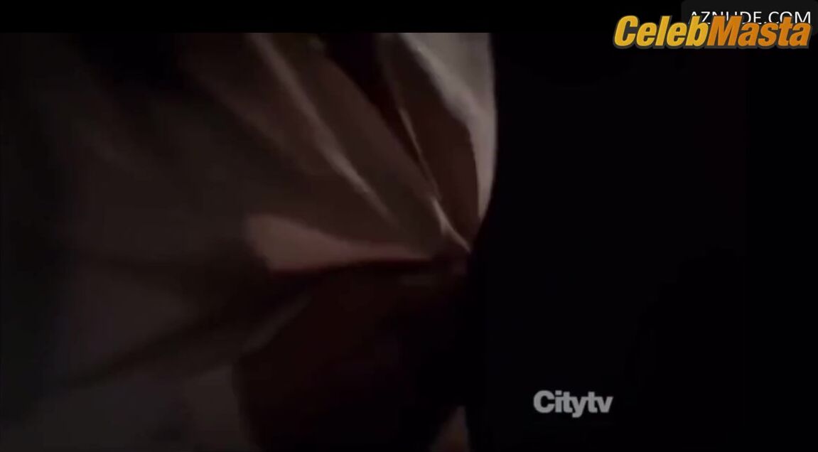 Kerry Washington ’s Underwear Scene From Scandal - Photo 2 of 5
