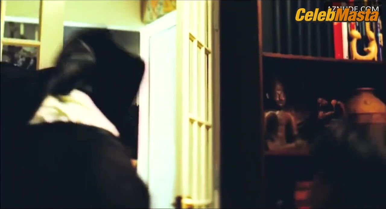 Kerry Washington ’s Tits Scene From She Hate Me - Photo 1 of 5 photo 4