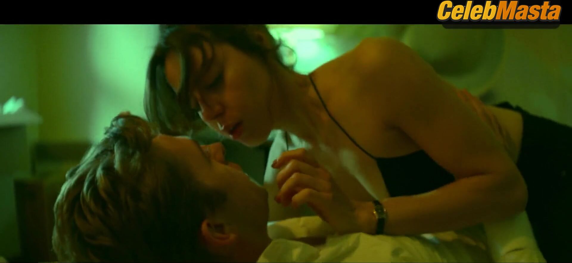 Aubrey Plaza ’s Underwear Scene From Best Sellers - Photo 2 of 5