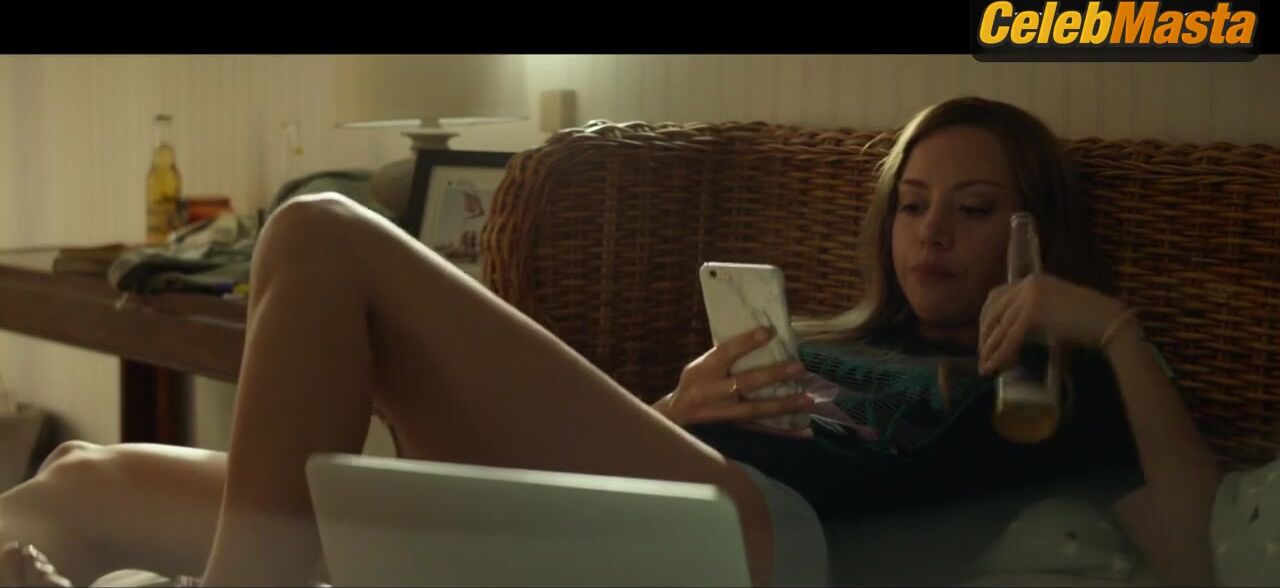 Aubrey Plaza ’s Underwear Scene From Ingrid Goes - Photo 2 of 5