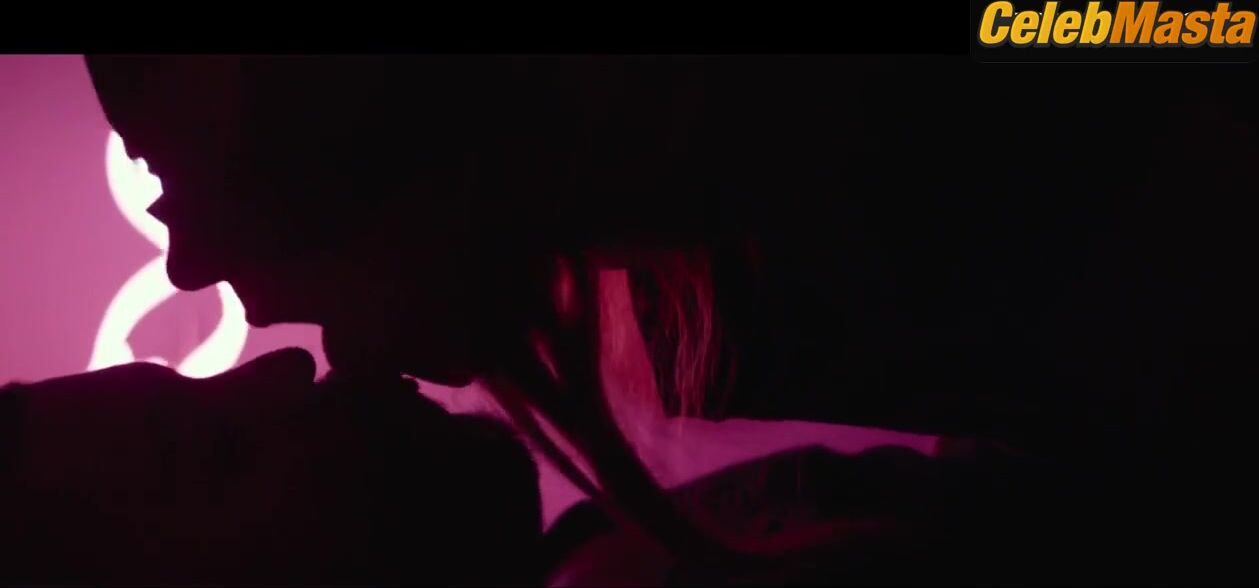 Aubrey Plaza ’s Underwear Scene From Ingrid Goes - Photo 1 of 5 photo 4