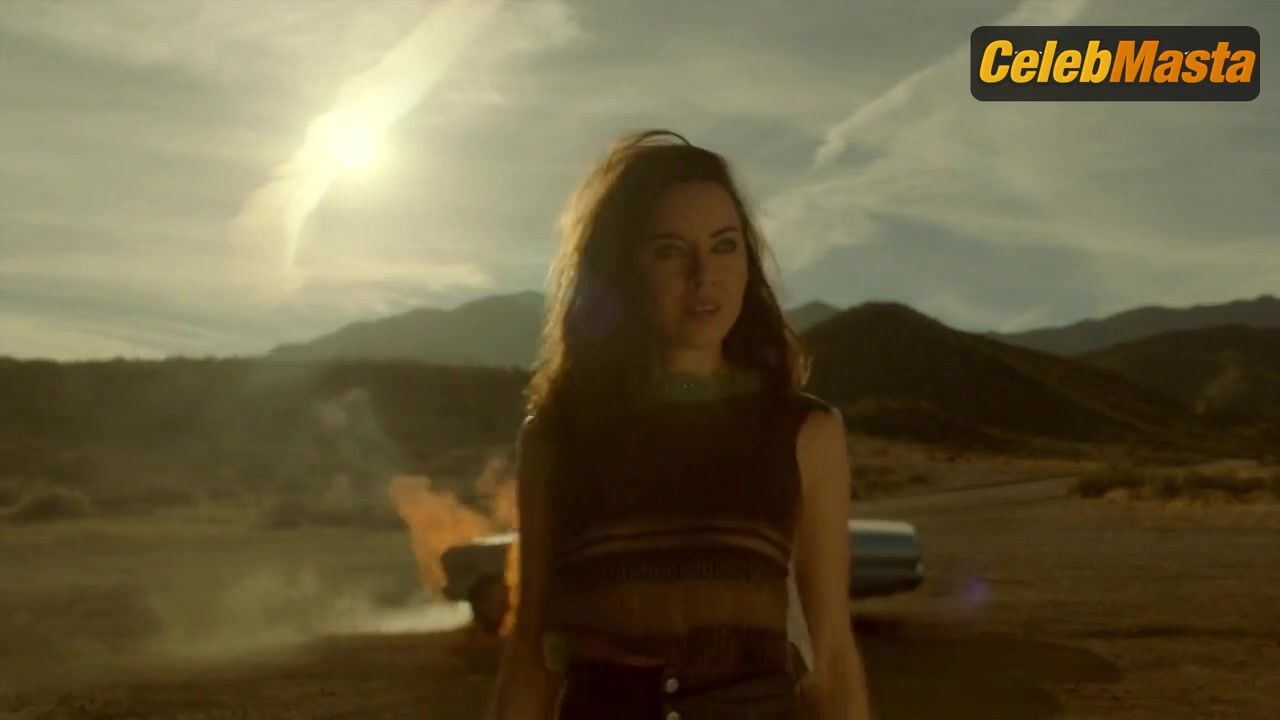 Aubrey Plaza ’s Sexy Scene From Legion - Photo 1 of 5 photo 3