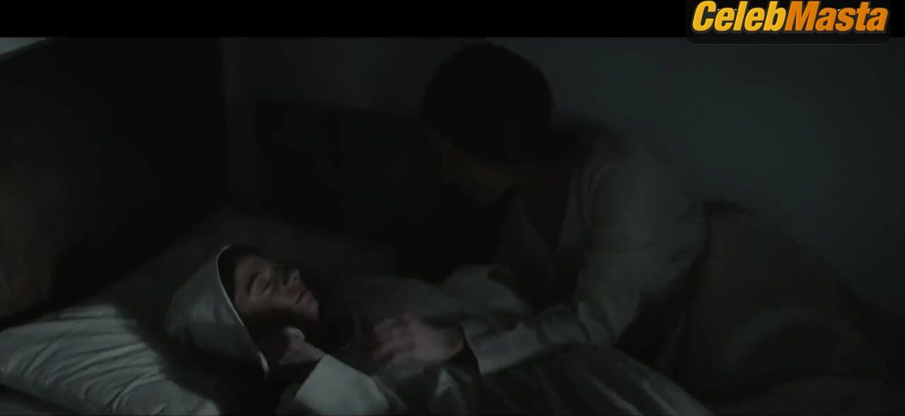 Aubrey Plaza Kate Micucci, Jemima Kirke And Lesbian Sex - Photo 1 of 5 photo 5