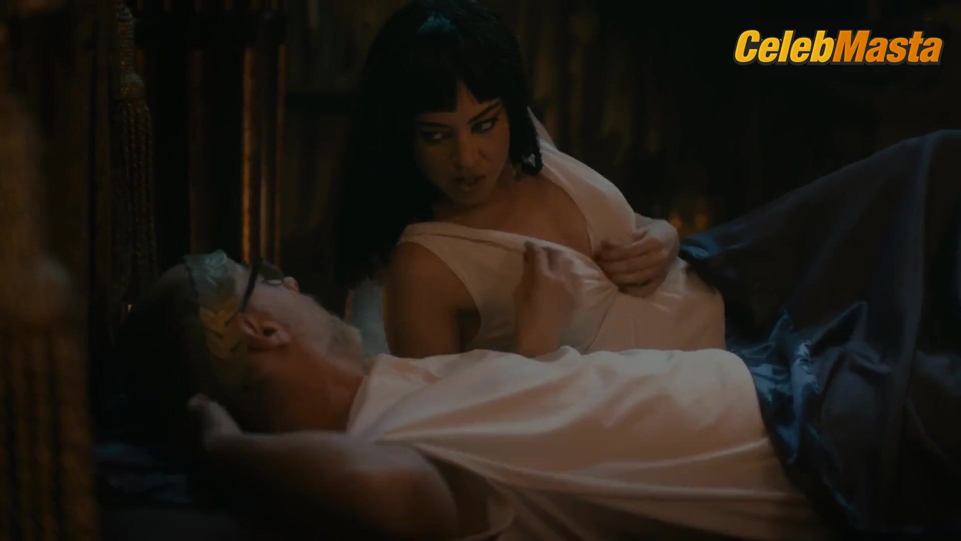 Aubrey Plaza ’s Sexy Scene From Drunk History - Photo 2 of 5 photo 4