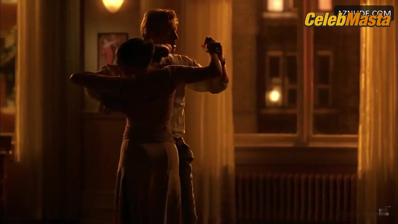 Jennifer Lopez Sexy Scene In Shall We Dance? - Photo 1 of 5 photo 5