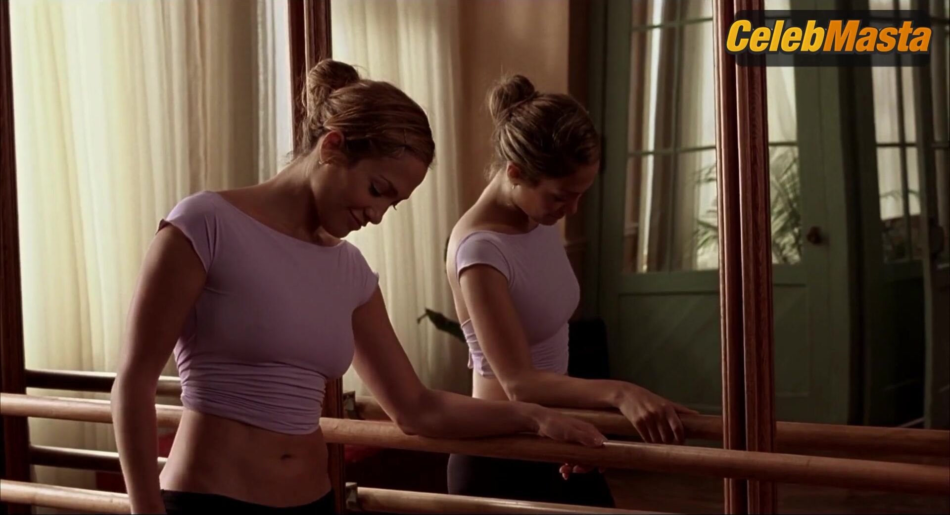 Jennifer Lopez Sexy Scene In Shall We Dance? - Photo 1 of 5 photo 3