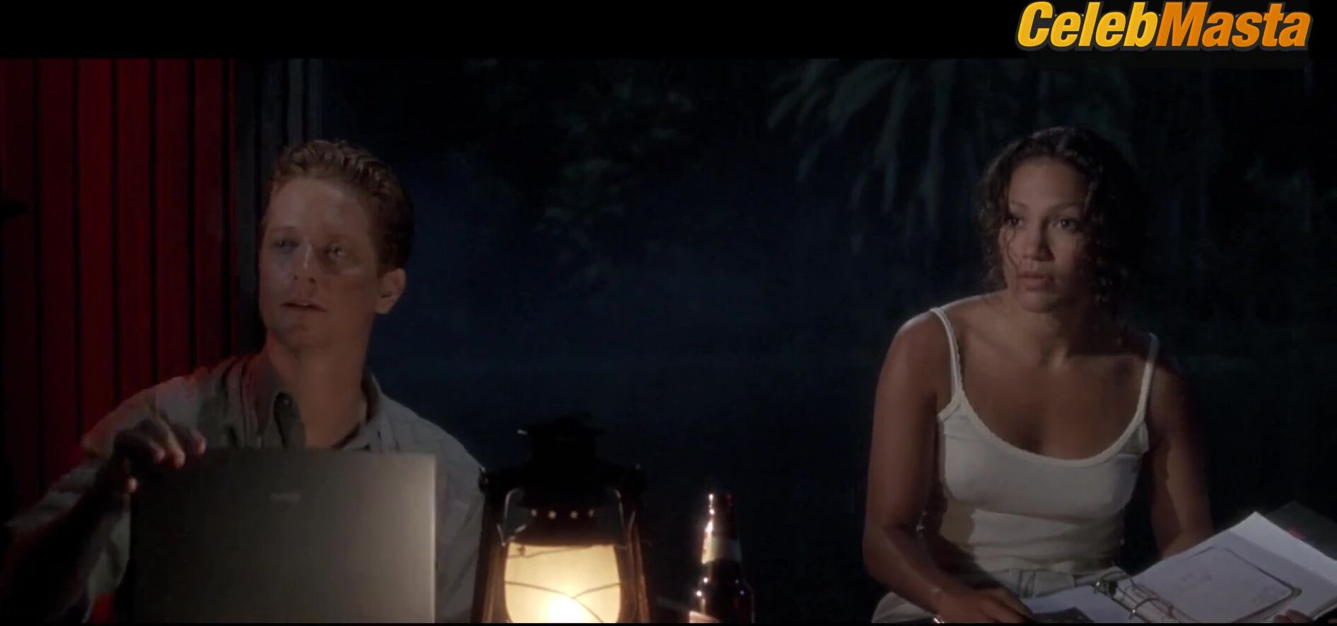 Jennifer Lopez Sexy Scene From Anaconda - Photo 1 of 5 photo 2