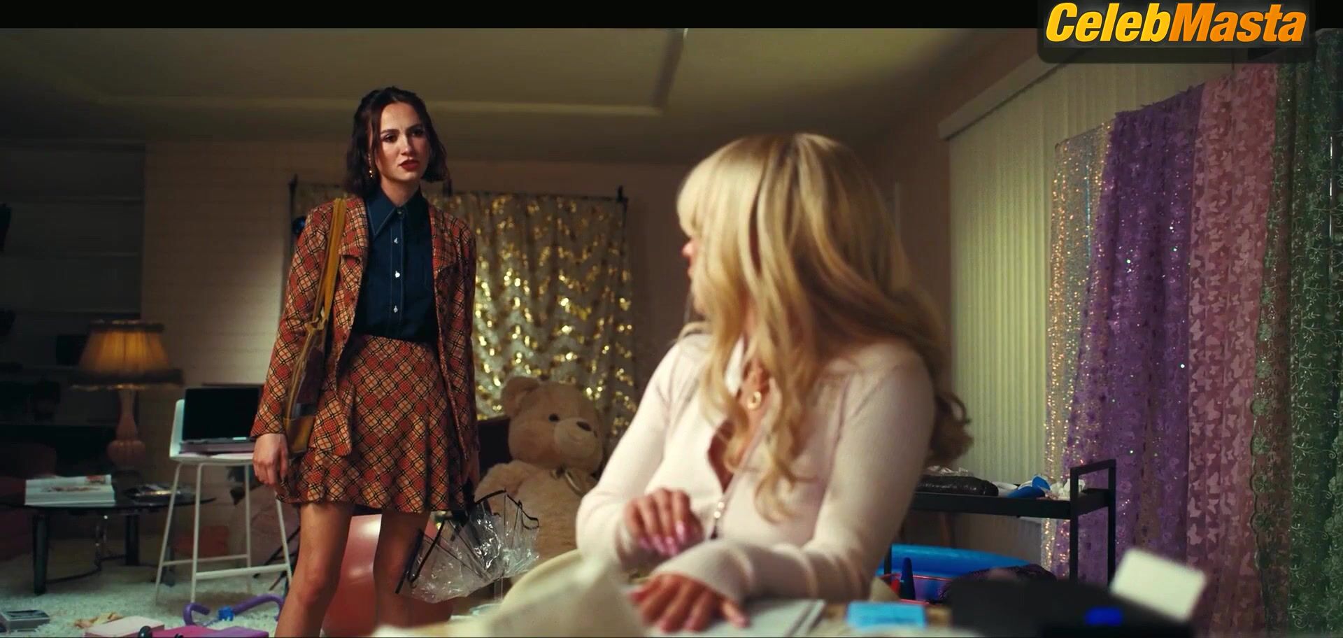 Sydney Sweeney Hot Scene From Euphoria - Photo 1 of 5 photo 2