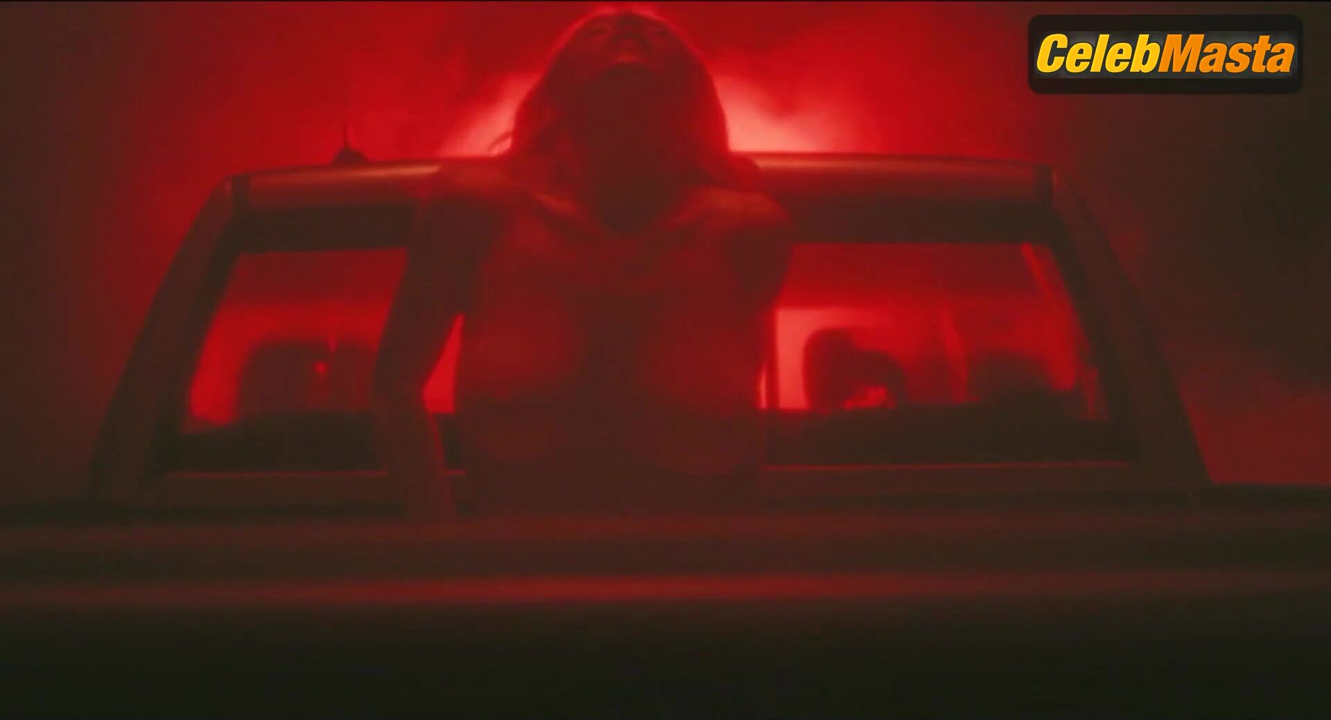 Hunter Schafer Sydney Sweeney And Tits, Ass Scene From - Photo 1 of 5 photo 5