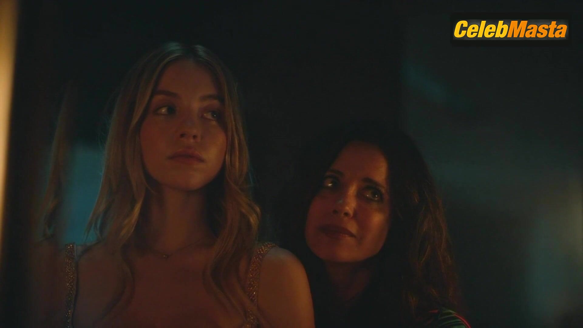 Barbie Ferreira Sydney Sweeney And Underwear Scene From - Photo 1 of 5 photo 3