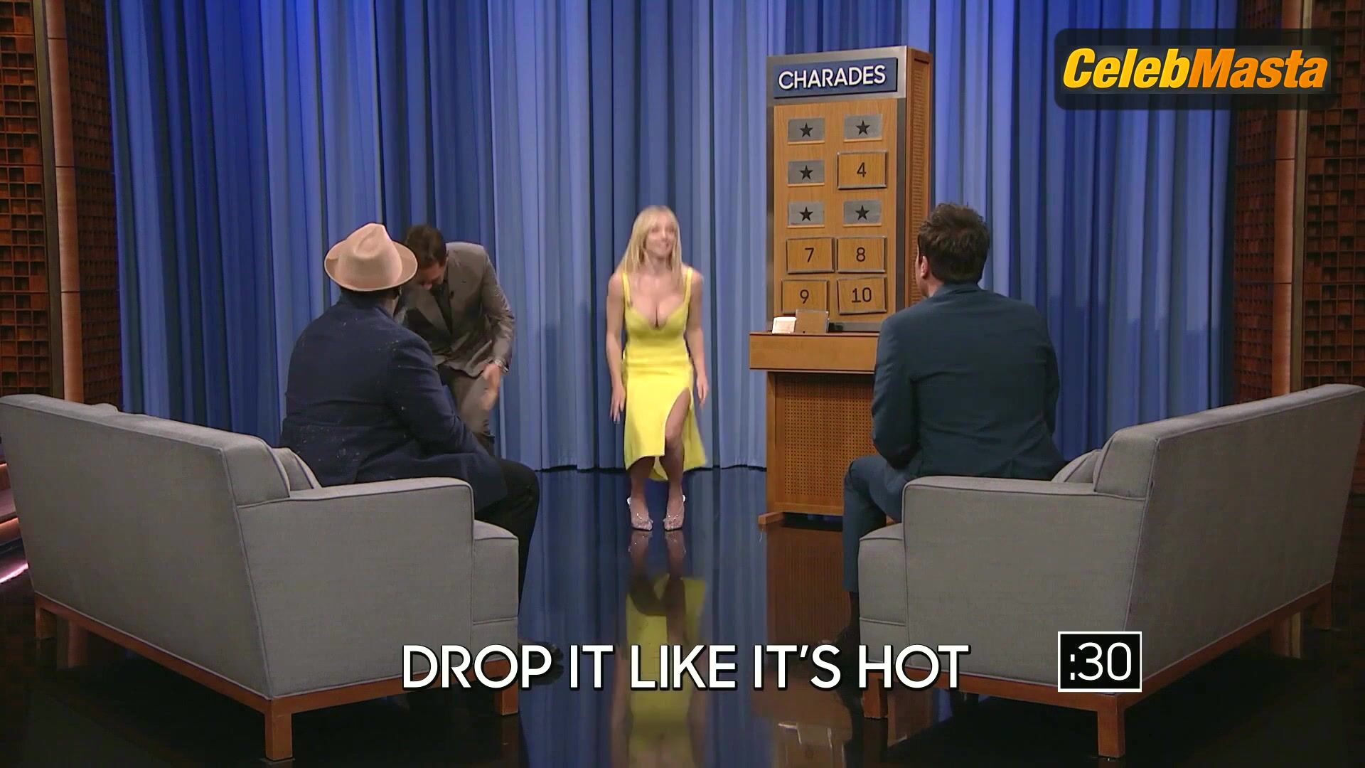 Sydney Sweeney Tits Scene From The Tonight Show Starring - Photo 2 of 5