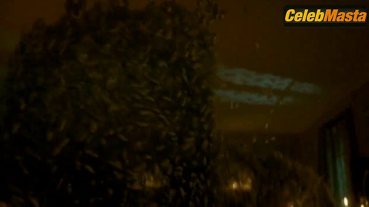 Jena Malone ’s Ass Scene In Angelica - Photo 1 of 5 photo 3