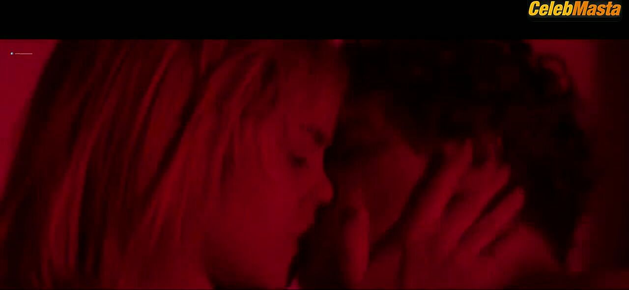 Jena Malone ’s Tits, Underwear Scene From Bottom - Photo 2 of 5 photo 3