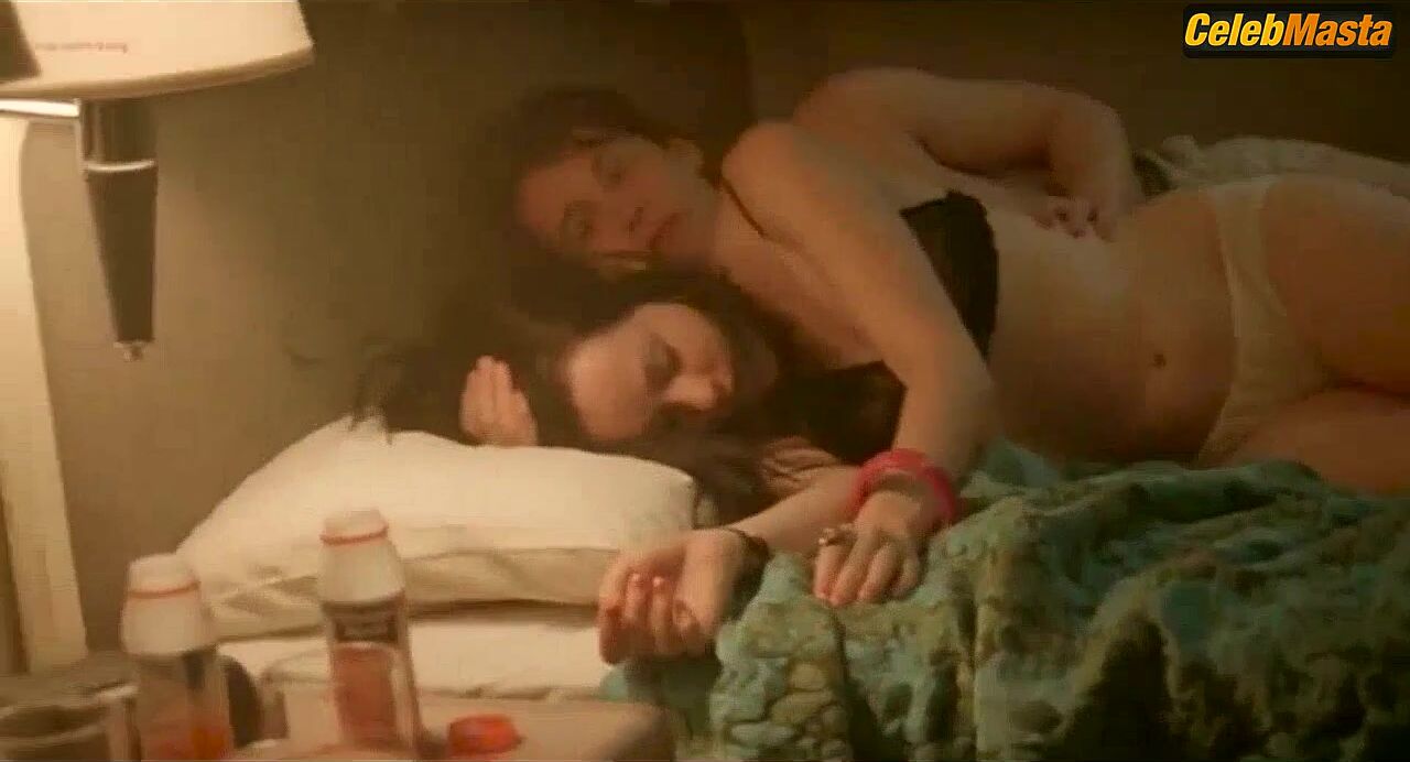 Jena Malone Ass, Tits Scene From The Go-getter - Photo 2 of 5