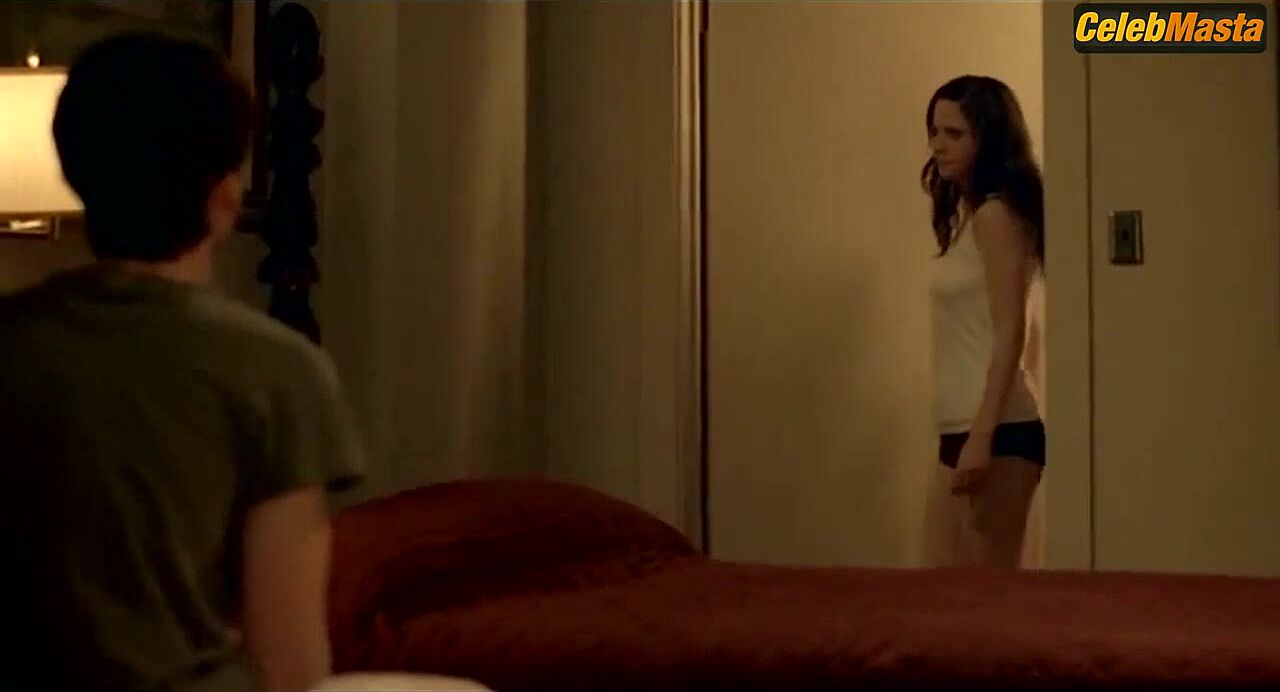 Jena Malone Ass, Tits Scene From The Go-getter - Photo 2 of 5 photo 5