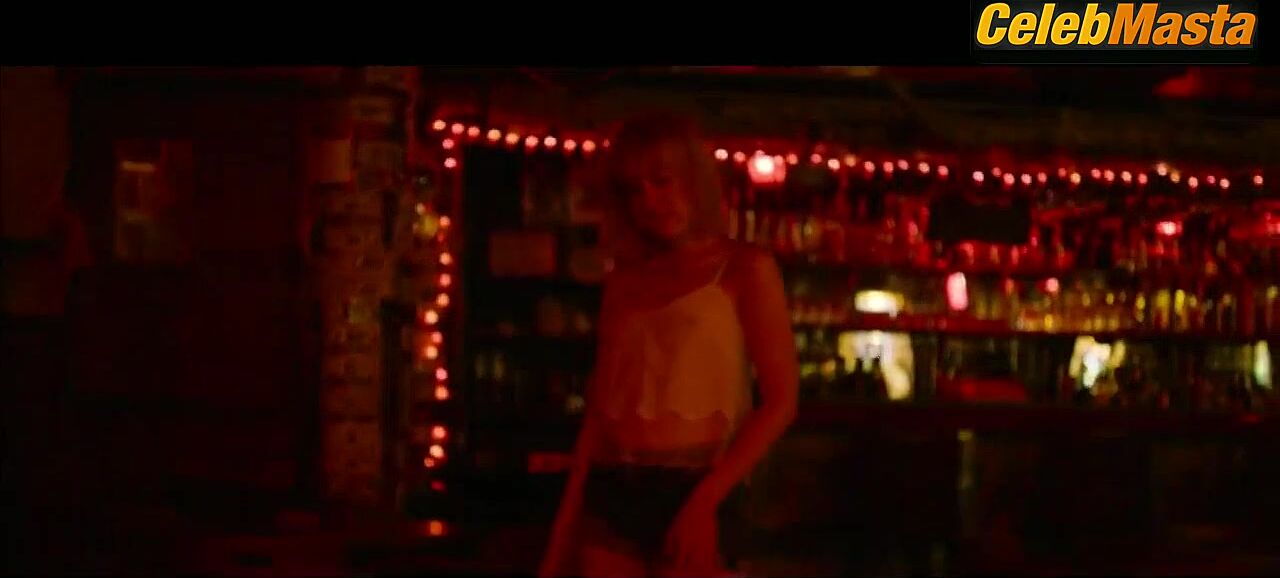 Jena Malone ’s Sexy Scene From Bottom Of The World - Photo 2 of 5 photo 5