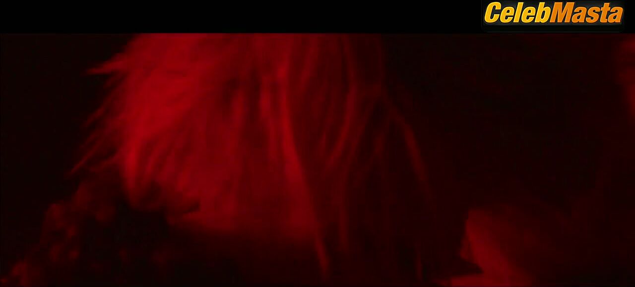 Jena Malone ’s Tits Scene In Bottom Of The World - Photo 2 of 5 photo 5