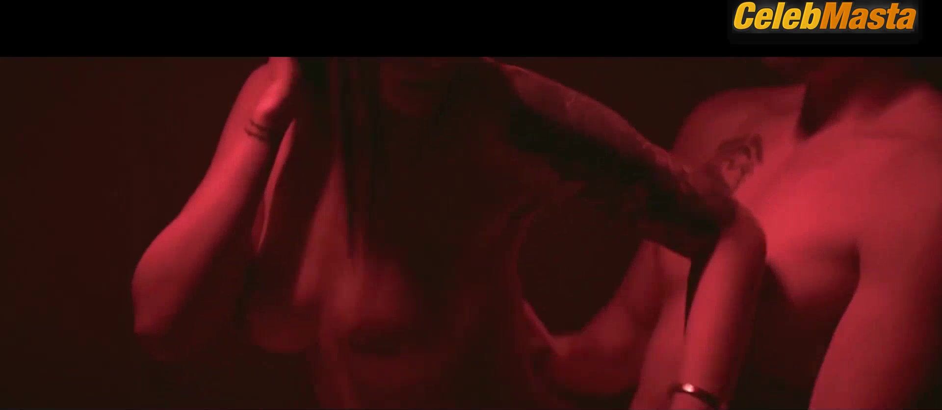 Jenn Rosa ’s Butt And Tits Scene In Tl - Photo 2 of 5