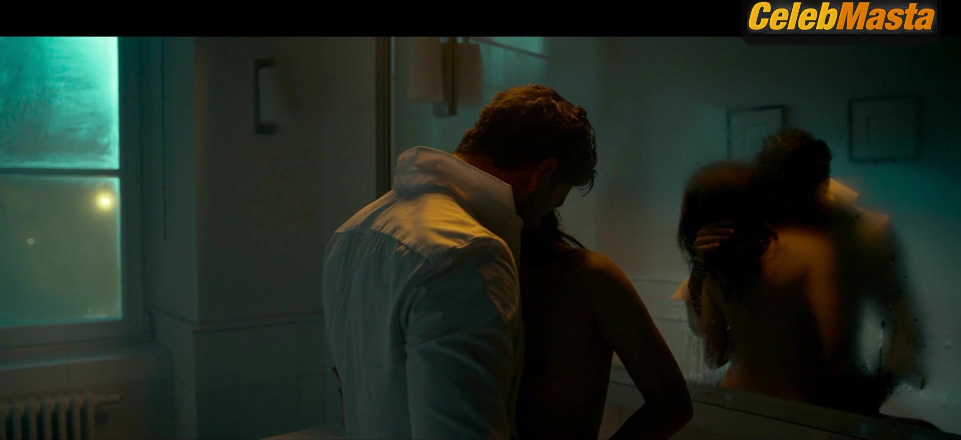 Anna Maria Sieklucka Breasts Scene In 365 Days - Photo 2 of 5 photo 4