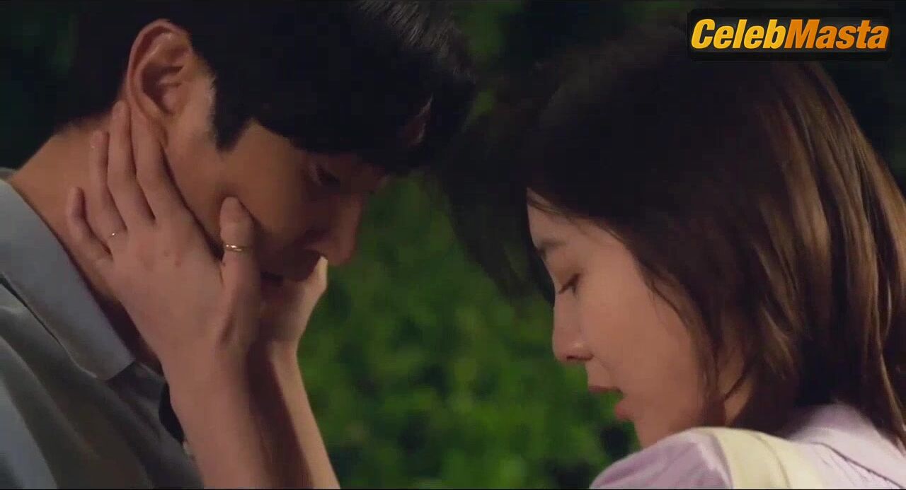 Park Ji-hyun Sexy Scene From Forbidden Fairytale - Photo 2 of 5 photo 5