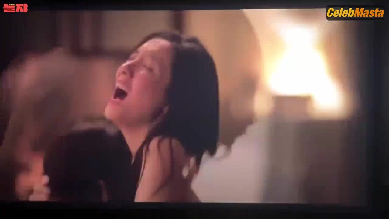 Park Ji-hyun ’s Ass, Tits Scene From The Hidden Face - Photo 1 of 5 photo 4