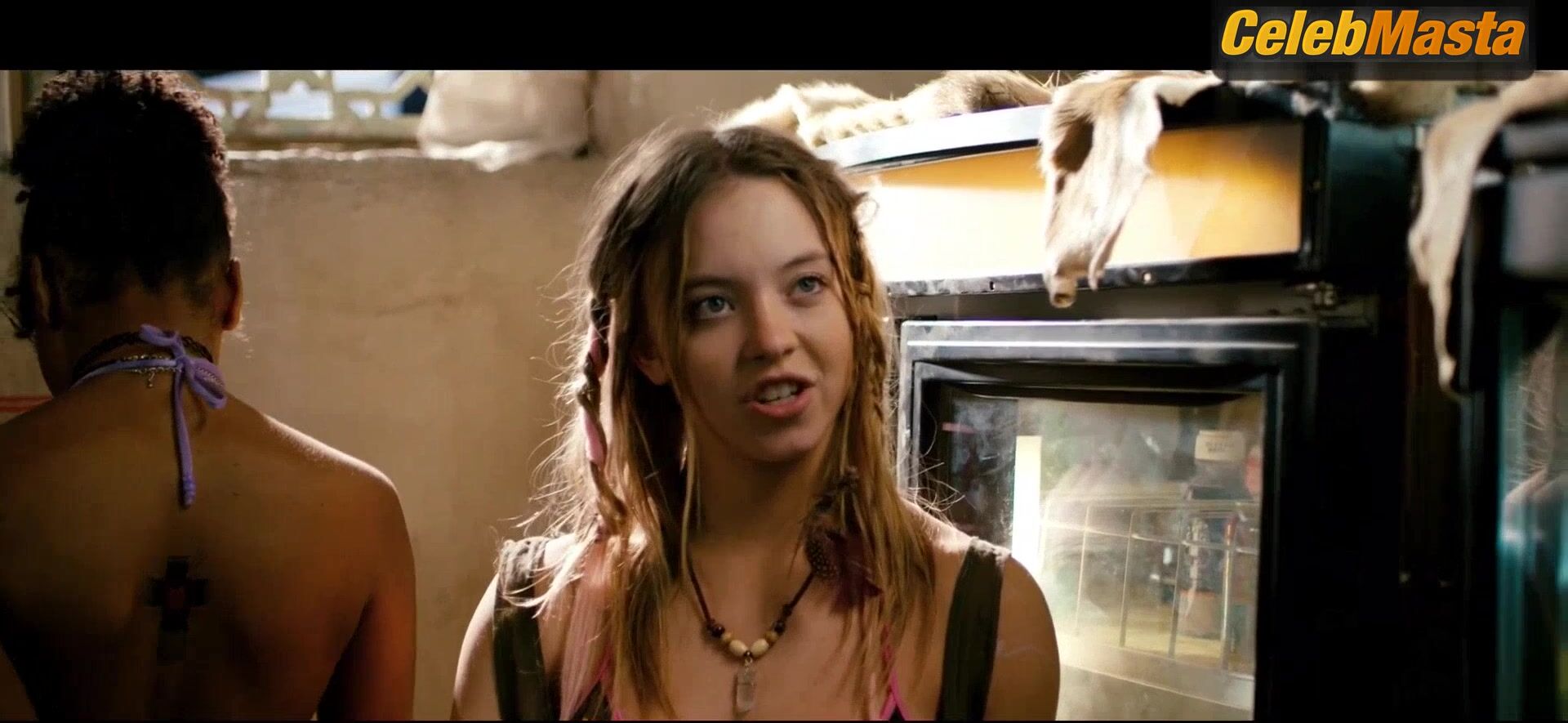 Cameron Richardson , Joi Liaye And Sydney Sweeney Swimsuit, - Photo 1 of 5 photo 5