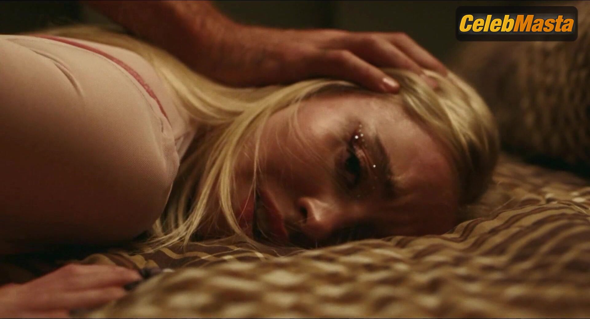 Sydney Sweeney Underwear Scene In Euphoria - Photo 2 of 5 photo 3
