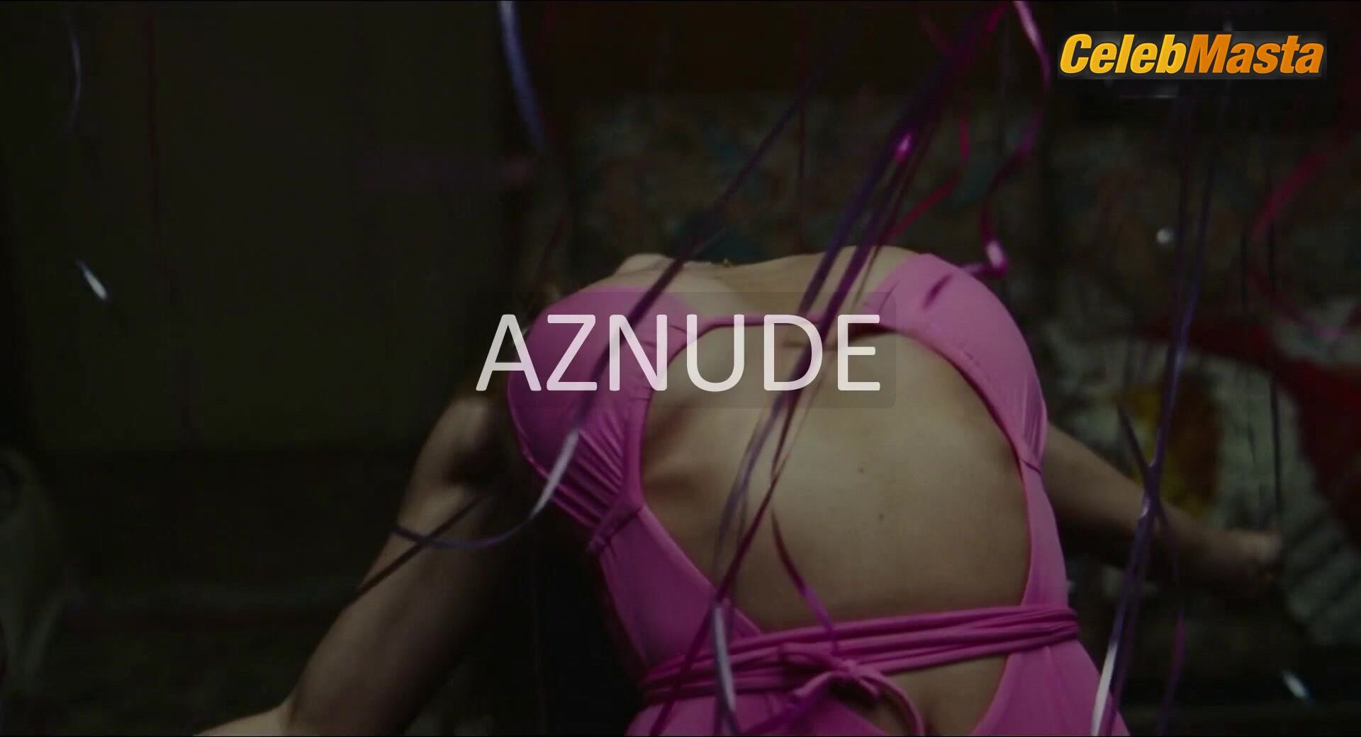 Sydney Sweeney Swimsuit Scene From Euphoria - Photo 5 of 5