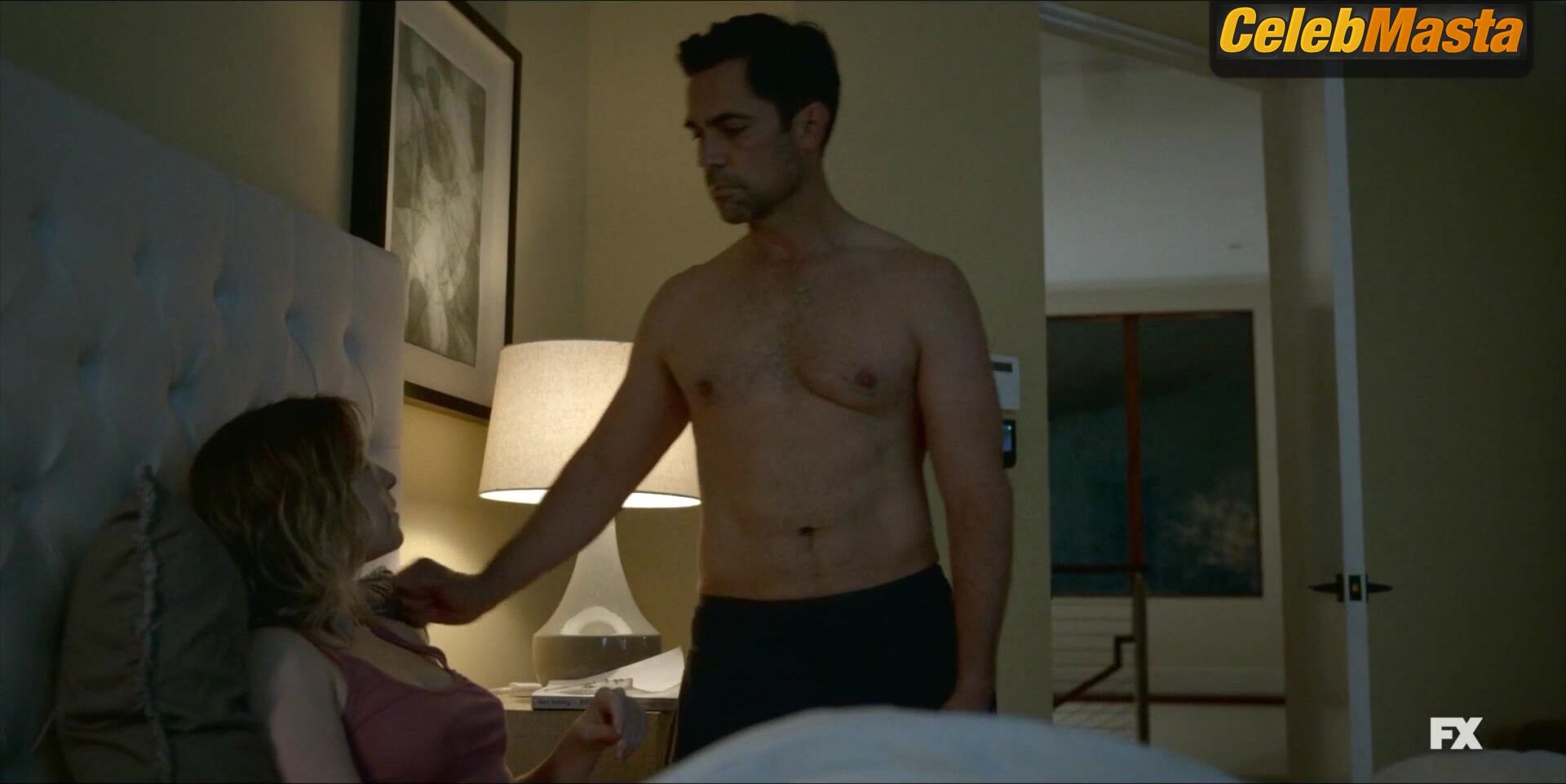 Sarah Bolger ’s Underwear Scene From Mayans M.c. - Photo 3 of 5