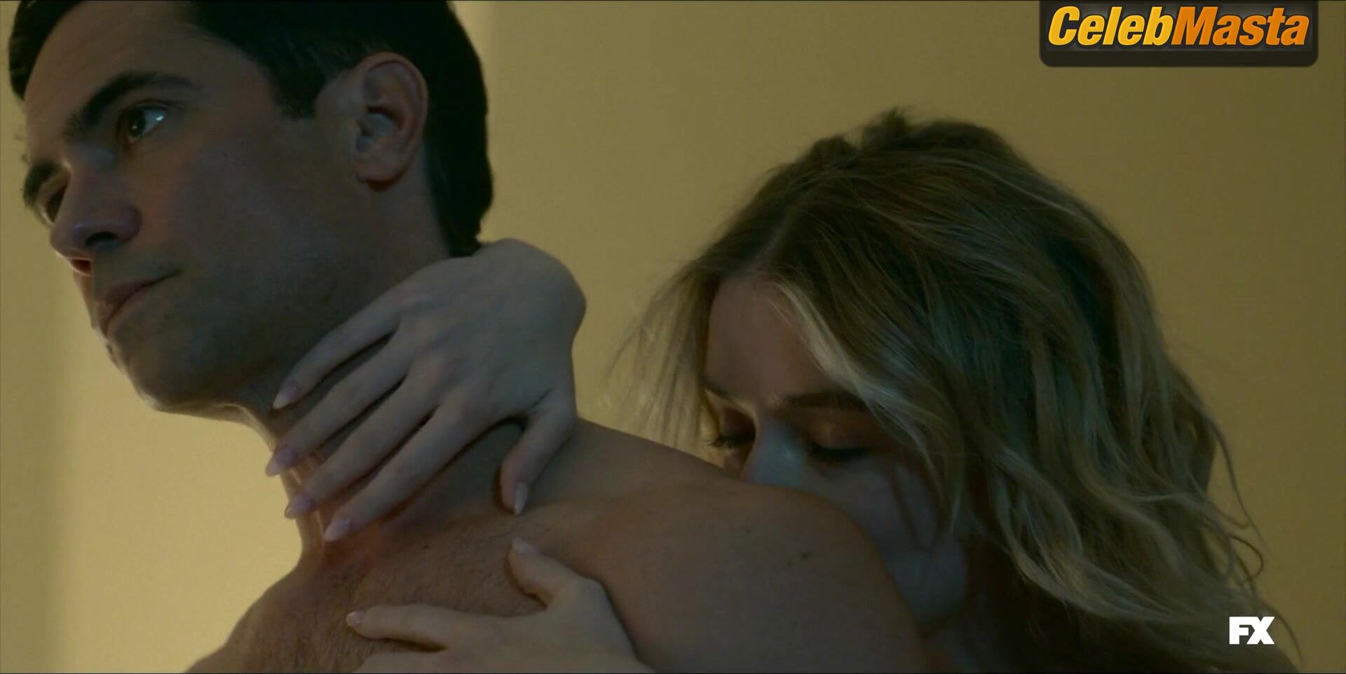 Sarah Bolger ’s Underwear Scene From Mayans M.c. - Photo 1 of 5 photo 2