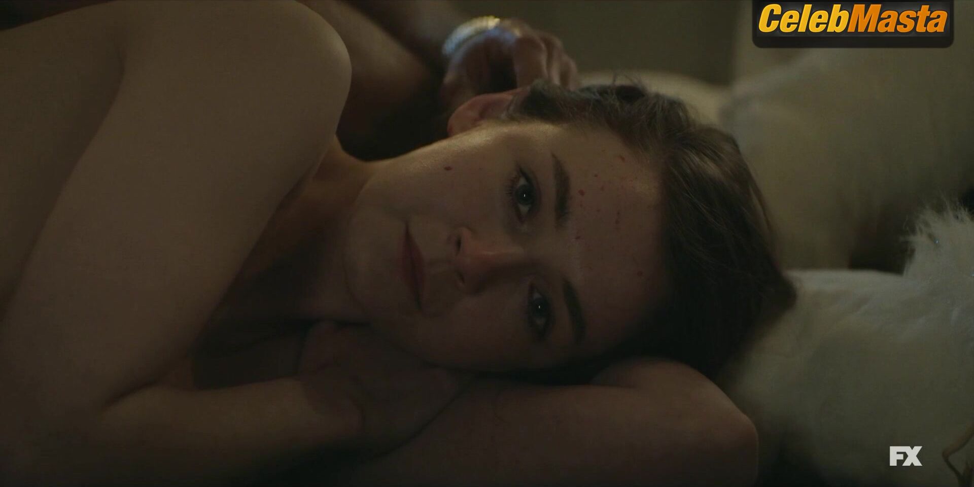 Sarah Bolger ’s Sexy Scene From Mayans M.c. - Photo 2 of 5 photo 4