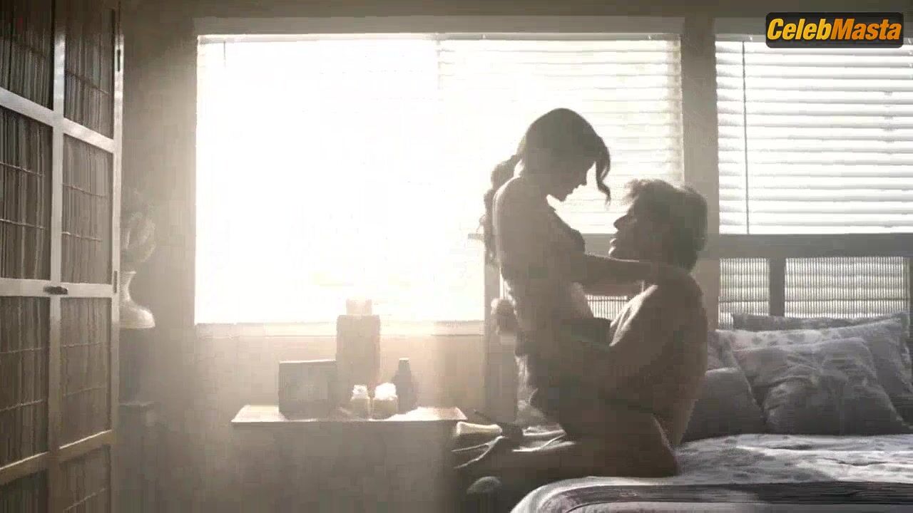 Sandra Mccoy ’s Booty, Boobs Scene In Femme Fatales - Photo 2 of 5 photo 3