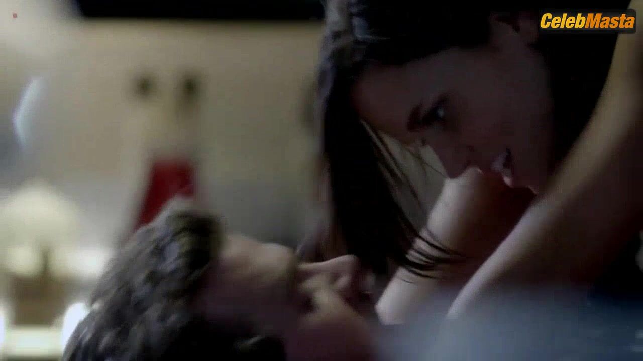 Ashley Noel ’s Butt, Boobs Scene In Femme Fatales - Photo 2 of 5 photo 4