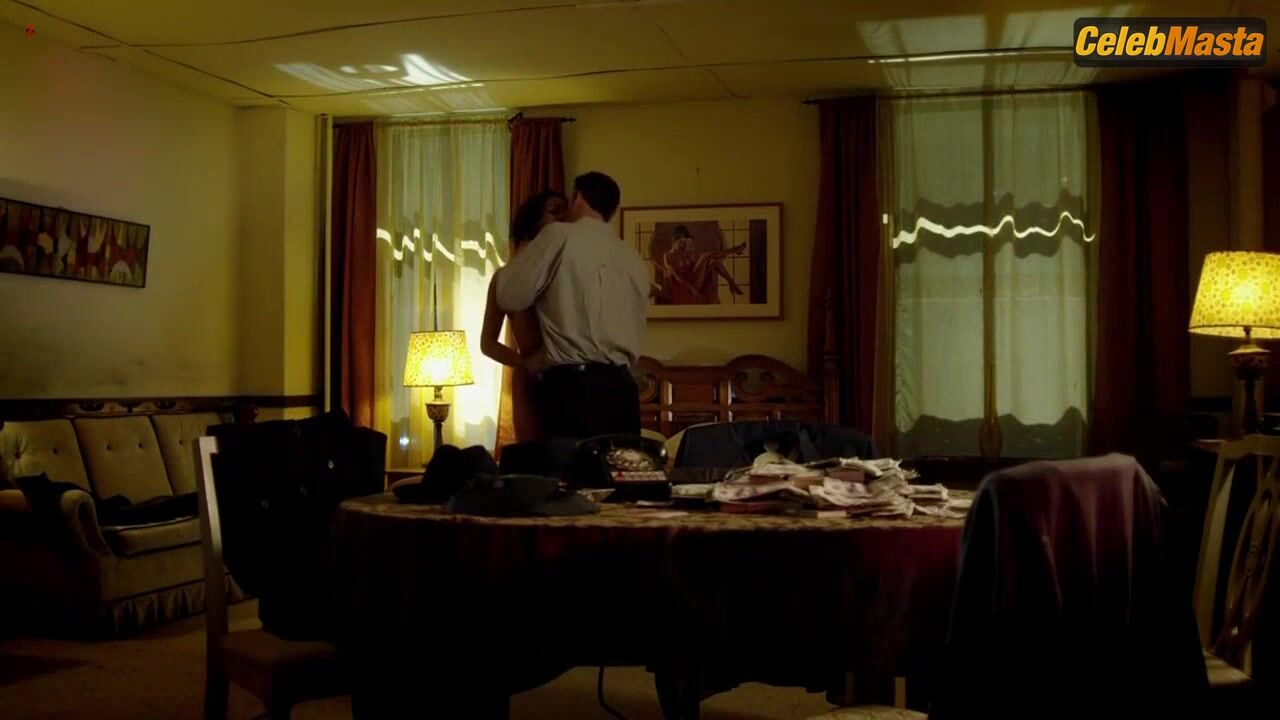 Tina Casciani ’s Booty, Tits Scene In Femme Fatales - Photo 5 of 5