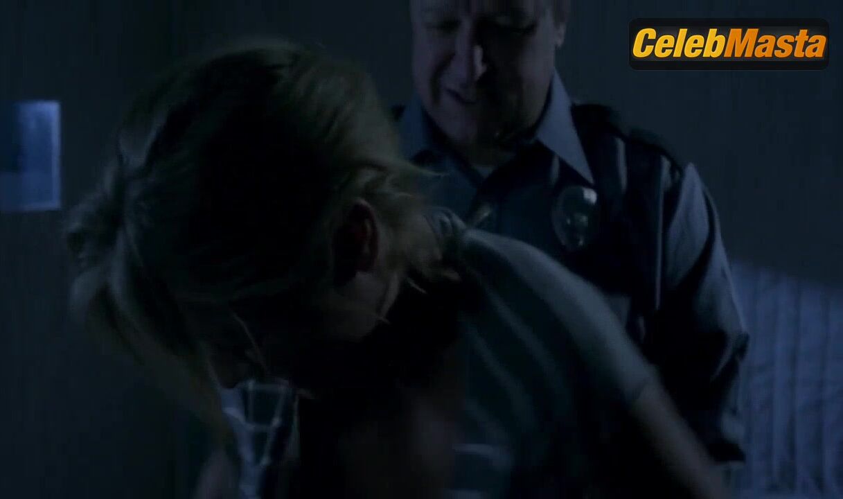 Kate Luyben Reveals Tits Scene In Femme Fatales - Photo 2 of 5