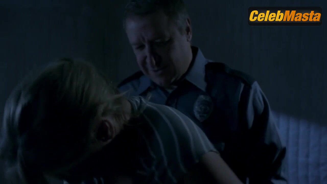 Kate Luyben Reveals Tits Scene In Femme Fatales - Photo 2 of 5 photo 3